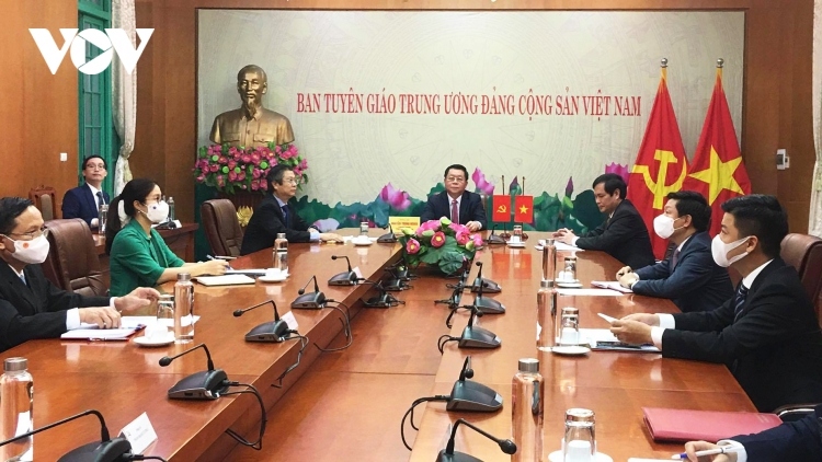 vietnam, china boost cooperation in theoretical research, journalism picture 1