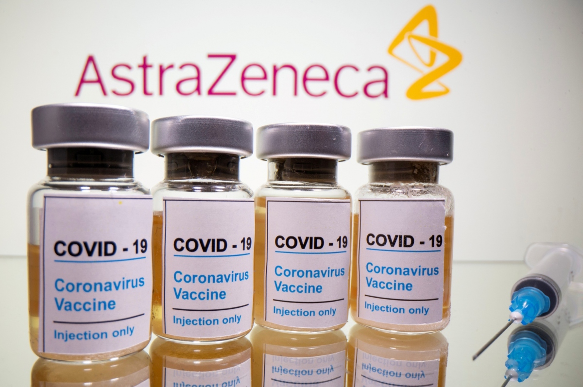 Vaccine Covid-19 của Oxford/AstraZeneca hiện được bán với giá "phi lợi nhuận". Ảnh: Reuters