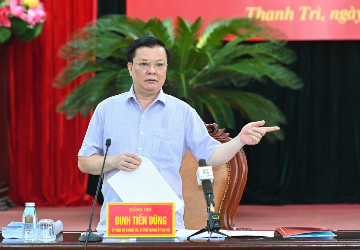 bi thu thanh uy ha noi tan dung tung phut de hoan thanh muc tieu tiem chung hinh anh 1