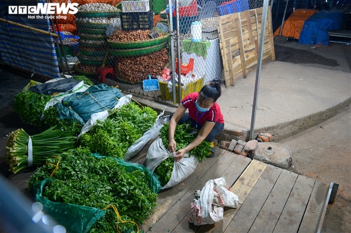 chợ đầu mối phía nam hà nội ngày đầu tiên mở cửa trở lại sau phong toả hình ảnh 9 cho dau moi phia nam ha noi ngay dau tien mo cua tro lai sau phong toa hinh anh 9