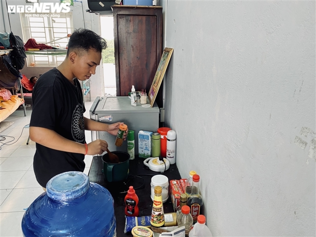 how do foreign students survive fresh covid-19 outbreak in vietnam picture 9 how do foreign students survive fresh covid-19 outbreak in vietnam picture 9