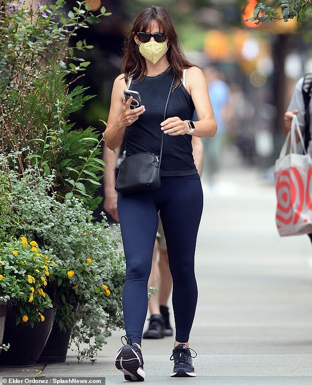 jennifer garner gian di di dao pho o new york hinh anh 3