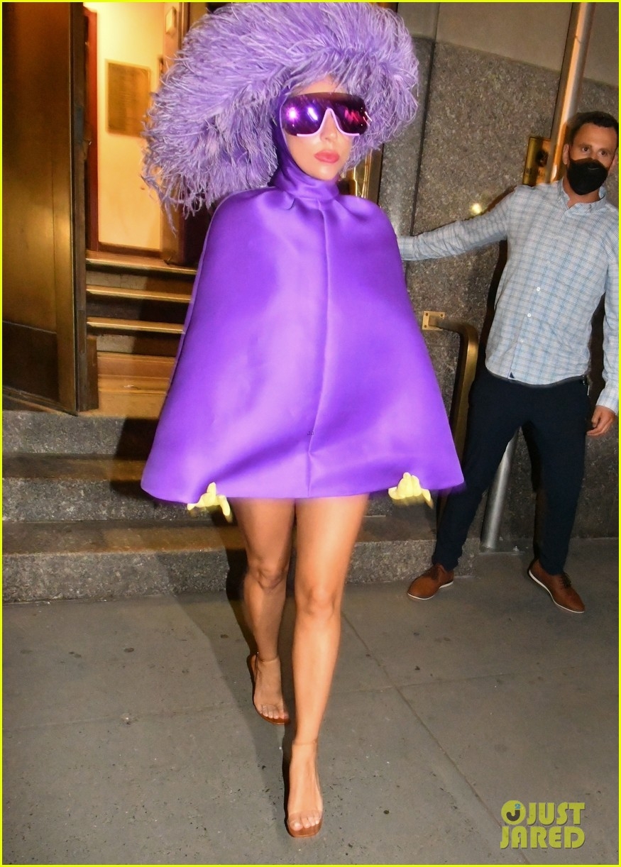 lady gaga dien do hieu doc la den nha hat o new york hinh anh 4