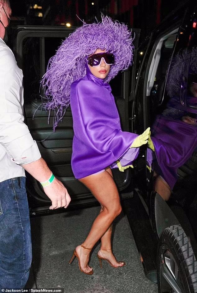 lady gaga dien do hieu doc la den nha hat o new york hinh anh 5