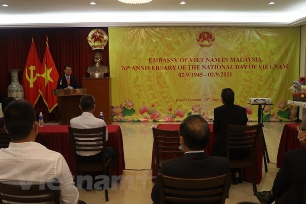 vietnam s national day celebrated in canada, malaysia picture 2