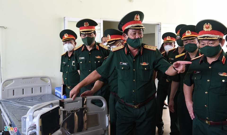 1,000 hanoi military doctors join covid-19 frontline forces in hcm city picture 1