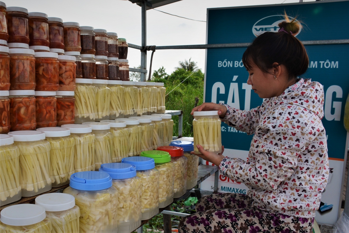 Sản phẩm bồn bồn Cái Nước cũng đang gặp khó khăn về đầu ra.
