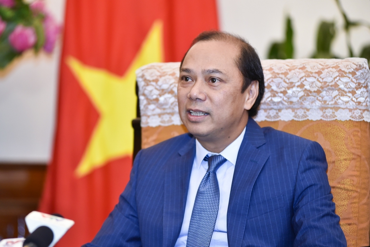 Thứ trưởng Bộ Ngoại giao Nguyễn Quốc Dũng.