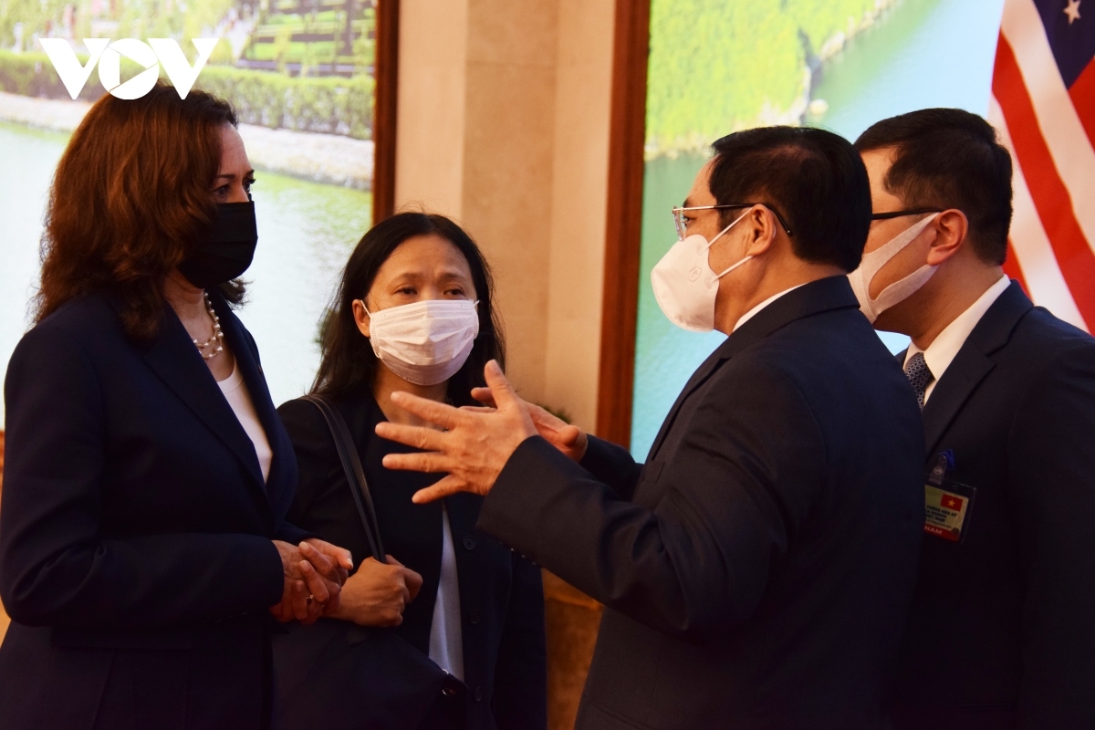 pm chinh welcomes us vice president harris picture 6 pm chinh welcomes us vice president harris picture 6