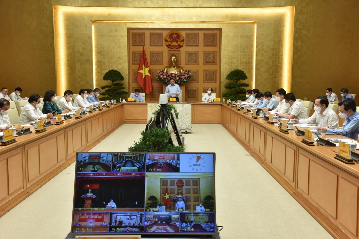 production, supply chains must be maintained amid covid-19 threats, pm orders picture 2
