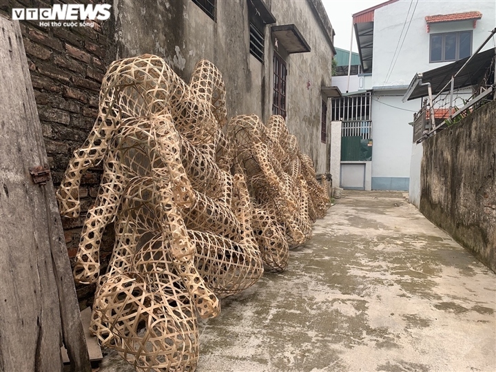 giua mua vu lan, thu phu vang ma o ha noi im lim, heo hon vi that thu nang hinh anh 3