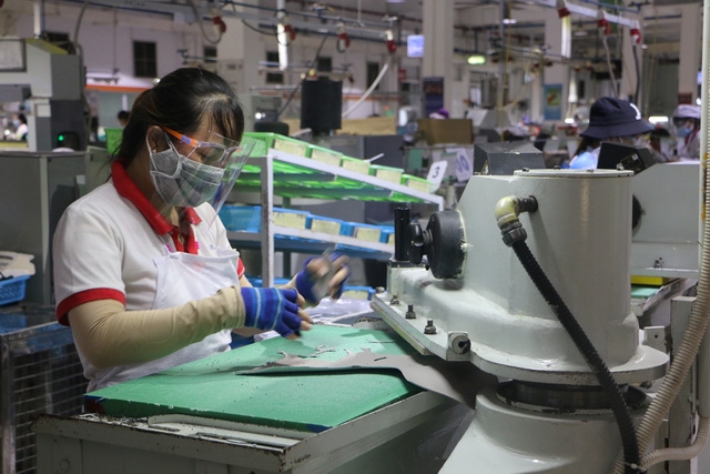 Business closures hit 85,000 over eight months
