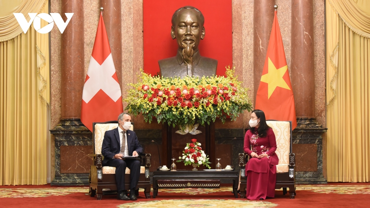 switzerland offers emergency aid package to vietnam picture 3