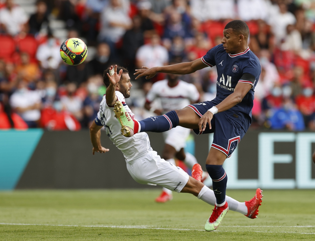 mbappe va cuu sao mu toa sang, psg de bep clermont hinh anh 9