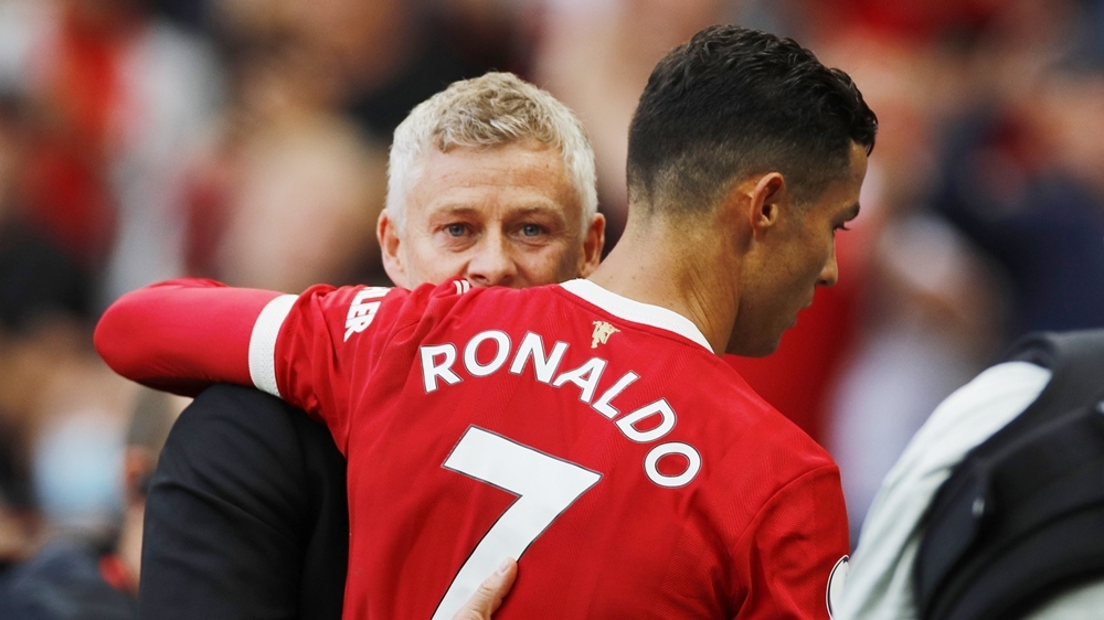 hlv solskjaer va mu bat dau mo mong khi ronaldo toa sang ruc ro hinh anh 1