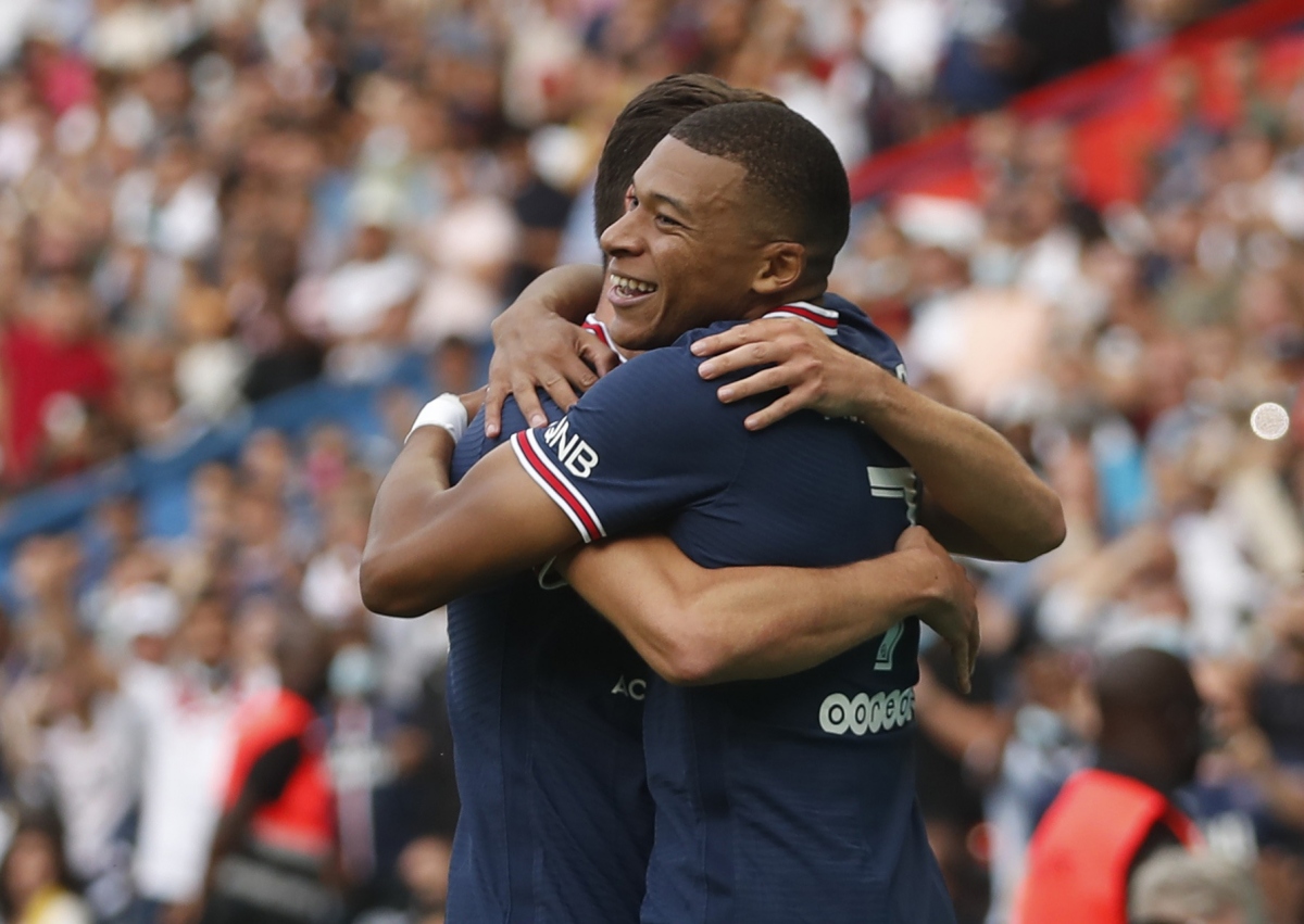 mbappe va cuu sao mu toa sang, psg de bep clermont hinh anh 10