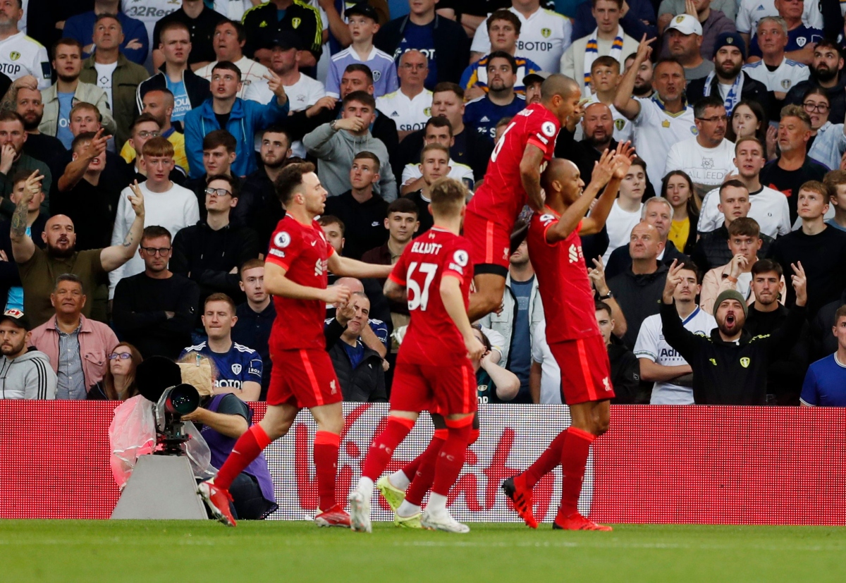 Bàn thắng nâng tỷ số lên 2-0 của Fabinho như đòn knock-out với đội chủ nhà Leeds United. (Ảnh: Reuters).