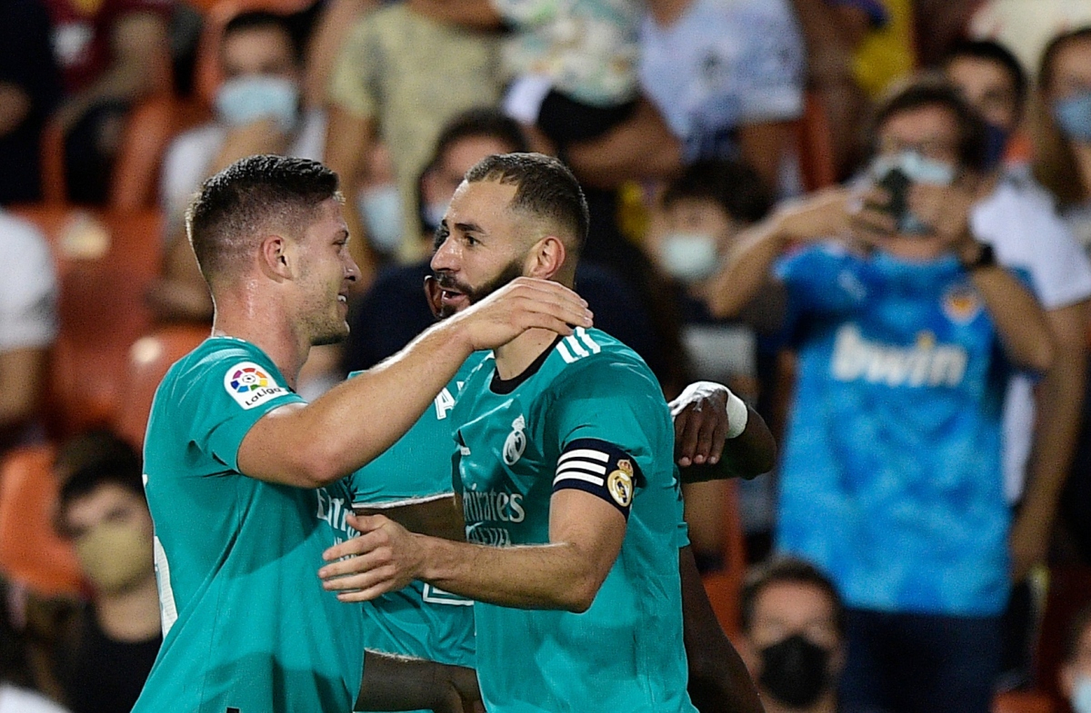 Valencia 1-2 Real Madrid: “Kền kền trắng” và 2 phút điên rồ ở Mestalla