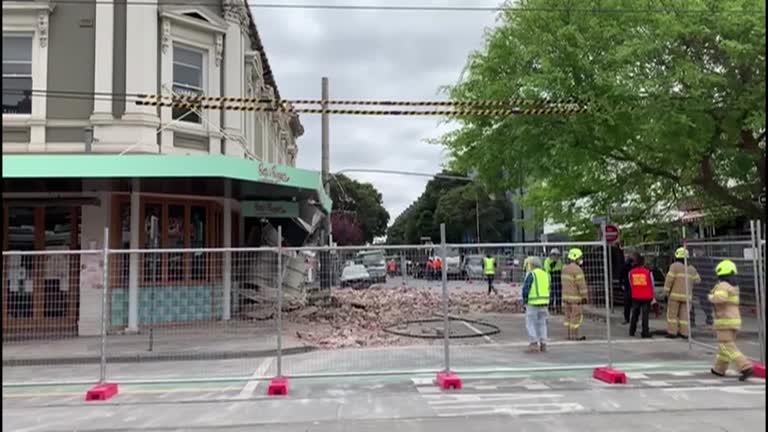 Thành phố Melbourne, Australia triển khai khắc phục hậu quả trận động đất vừa xảy ra hôm nay (22/9). Nguồn: Reuters