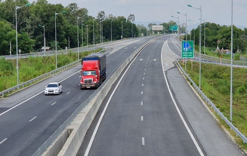 tu 0h ngay 4 9 tram phong thu tuyen cao toc Da nang quang ngai thu phi tro lai hinh anh 1