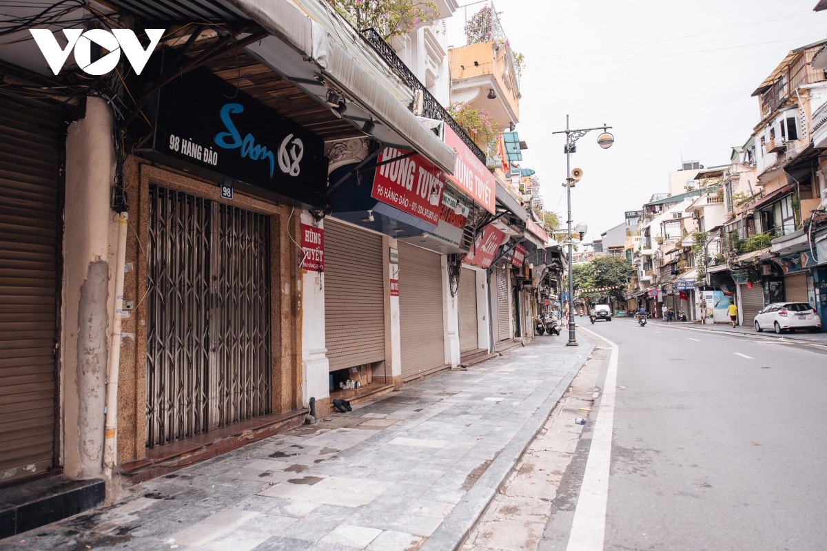 hanoi shopping streets await reopening as covid-19 outbreak wanes picture 5