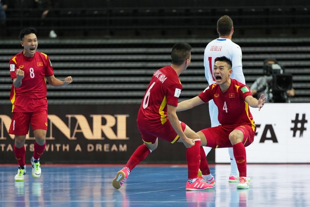 ĐT Futsal Việt Nam cho thấy trình độ chuyên môn được cải thiện đáng kể ở giải đấu trên đất Lithuania. (Ảnh: Getty). 