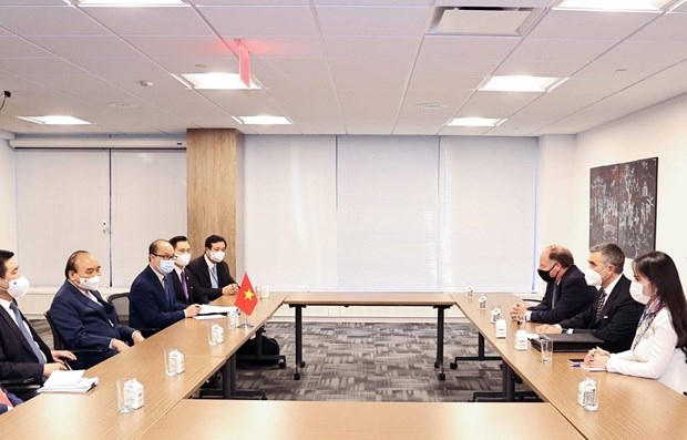 president phuc receives leaders of us enterprises in new york picture 1