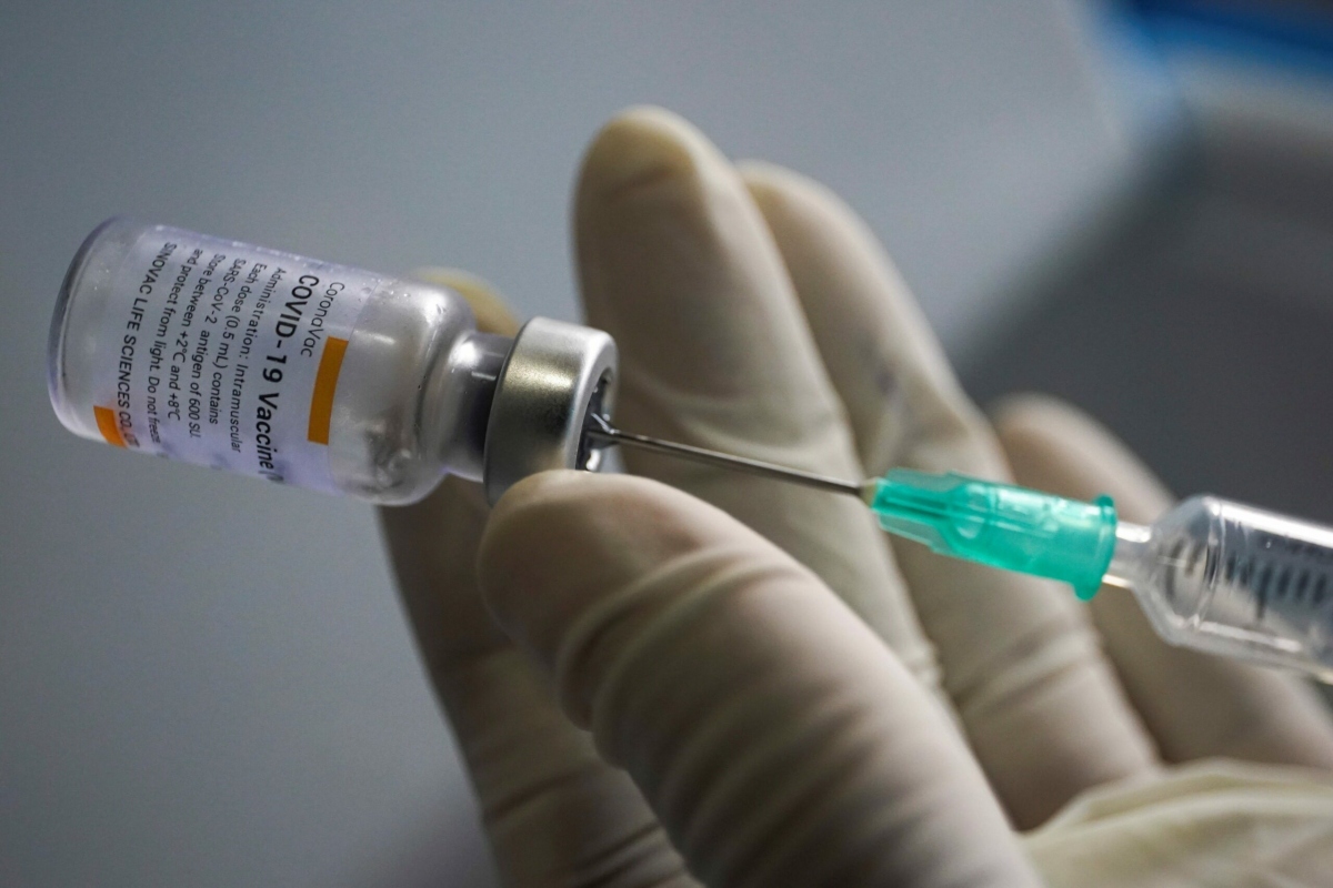 Trung Quốc thử nghiệm lâm sàng vaccine Covid-19 cho trẻ từ 6 tháng tuổi. Ảnh minh họa: Reuters