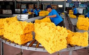 vietnam rakes in more than us 3.1 billion from exports to cambodia picture 1