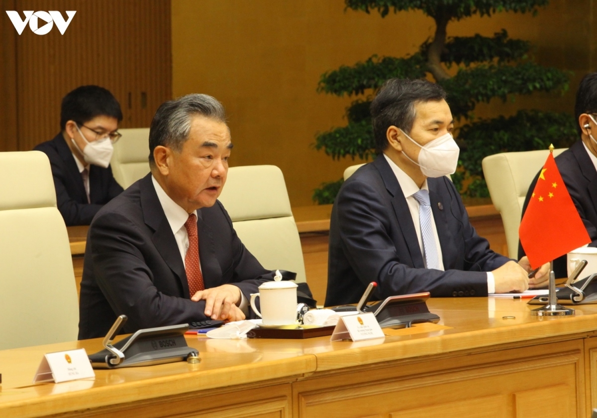 chinese fm wang yi welcomed in hanoi on three-day visit picture 7