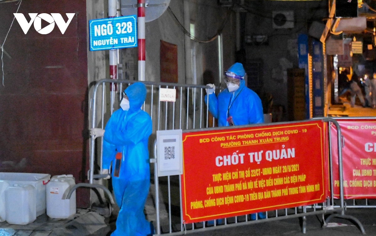 hanoi lifts lockdown on largest covid-19 hotspot picture 3