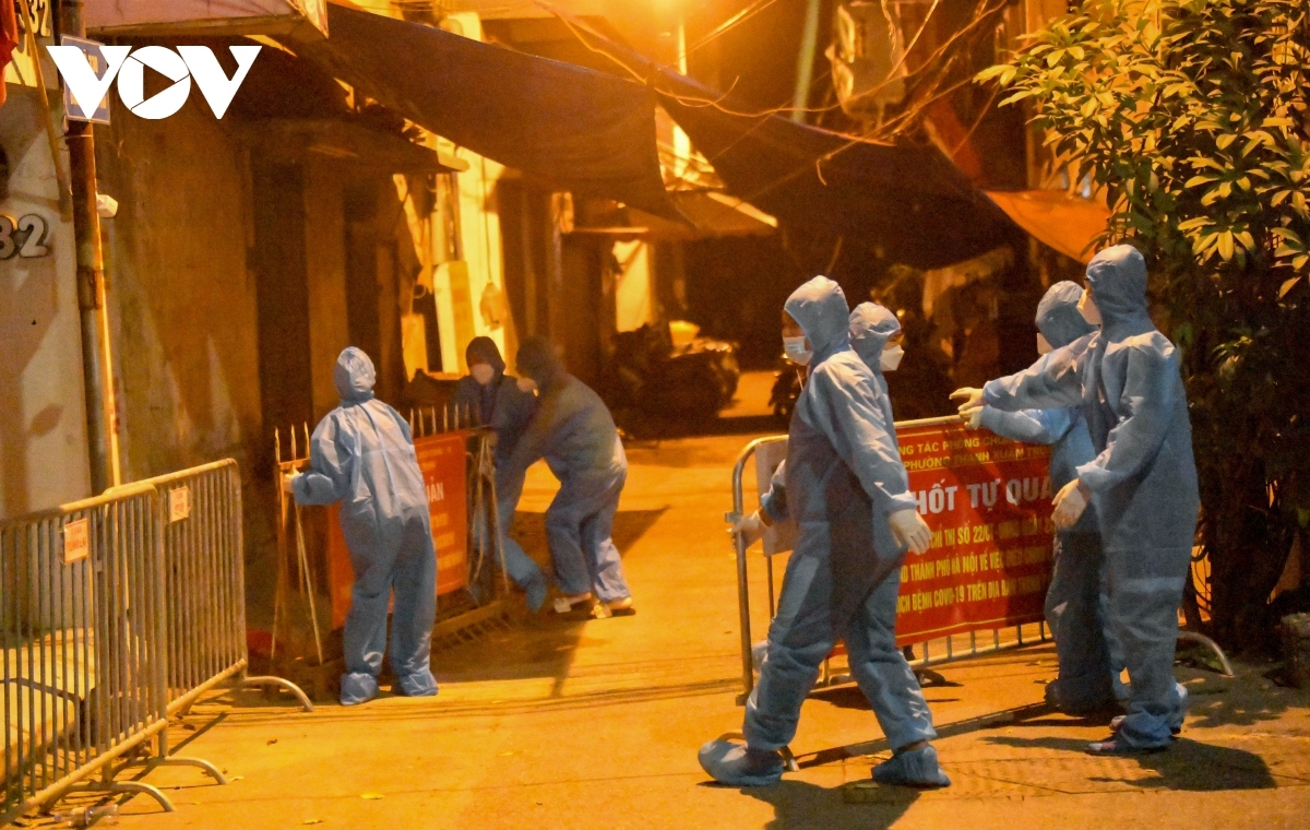 hanoi lifts lockdown on largest covid-19 hotspot picture 6 hanoi lifts lockdown on largest covid-19 hotspot picture 6