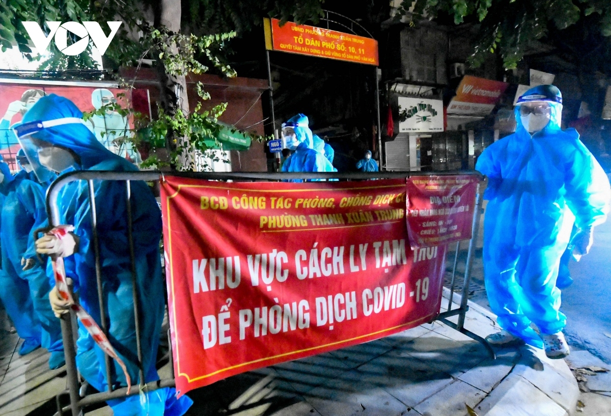 hanoi lifts lockdown on largest covid-19 hotspot picture 7
