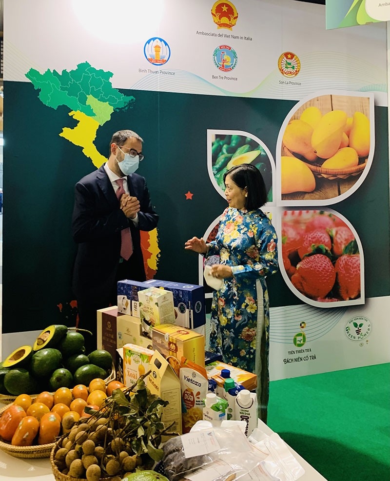 vietnamese fruits showcased at macfrut 2021 in italy picture 2