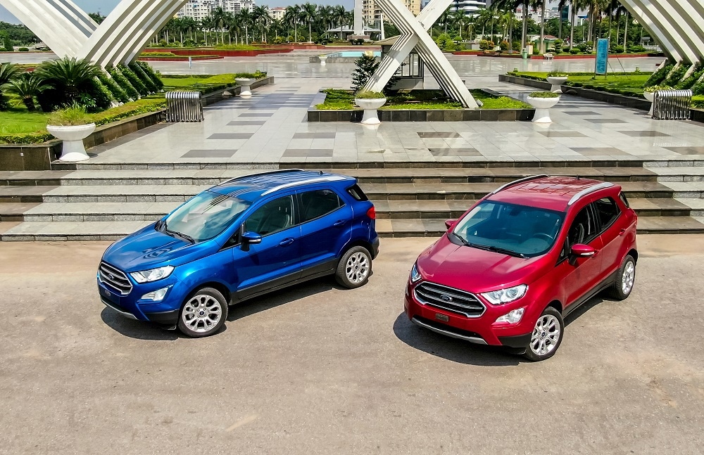 ford trieu hoi hon 300 xe ecosport tai viet nam hinh anh 1