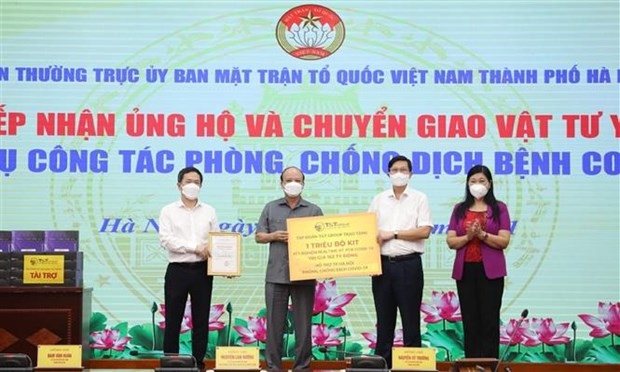 hanoi s fatherland front receives us 8 million for covid-19 fight picture 1