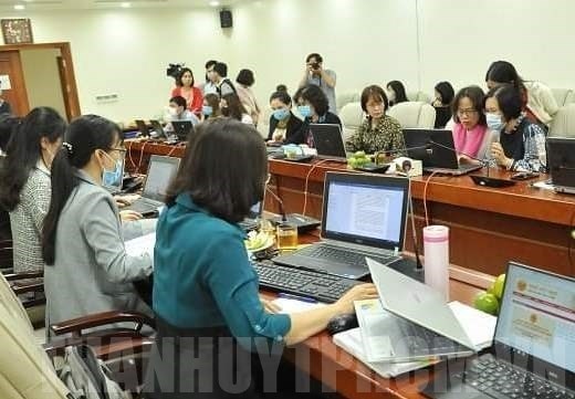 hcm city offers tax breaks to household businesses hit by covid-19 picture 1