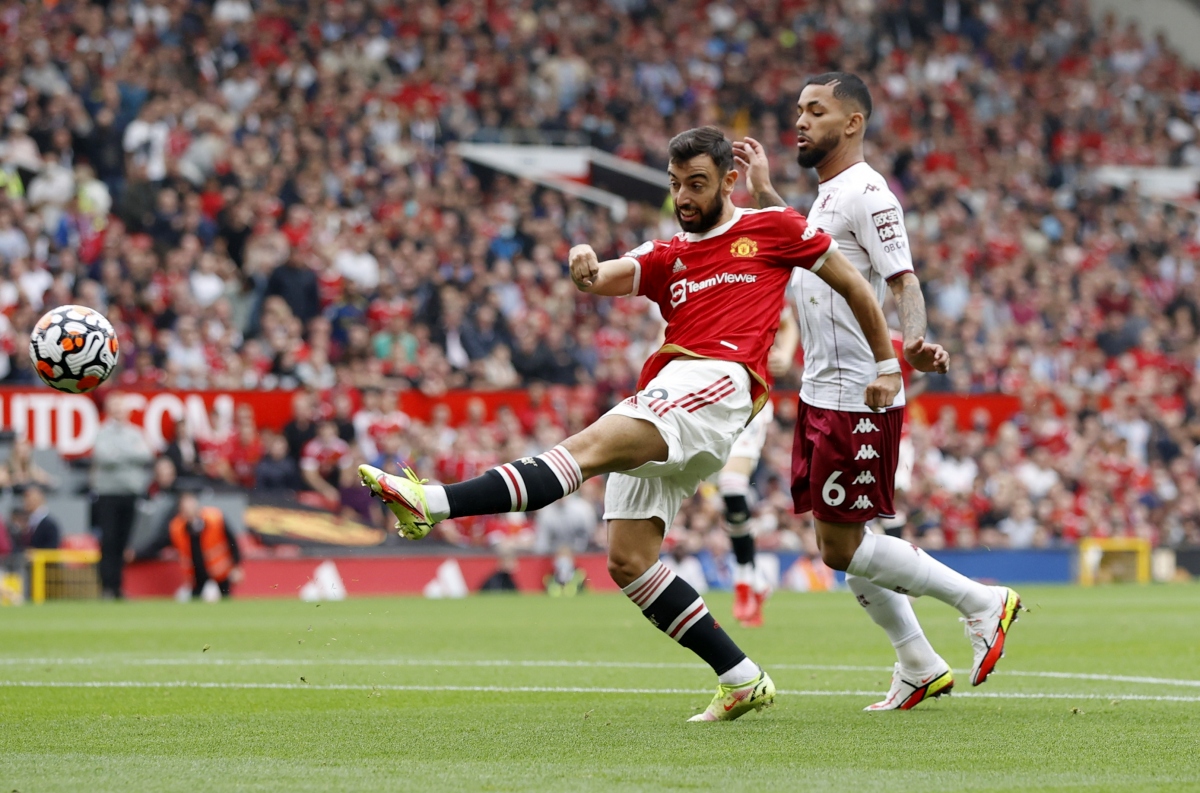 bruno fernandes da hong penalty, mu thua aston villa ngay tai old trafford hinh anh 10