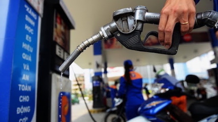 domestic retail petrol prices hit three-year high picture 1