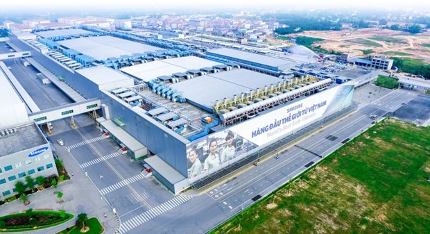 samsung to expand foldable devices production capacity in vietnam picture 1