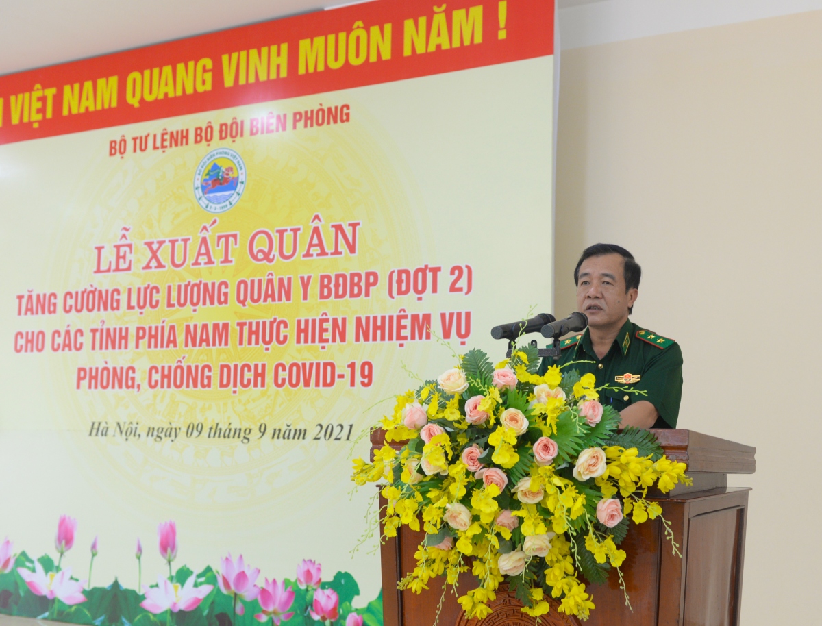 Trung tướng Lê Đức Thái - Tư lệnh Bộ đội Biên phòng phát biểu tại lễ xuất quân