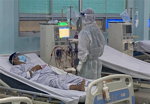 Vietnam seeks to improve health system to deal with COVID-19 challenges