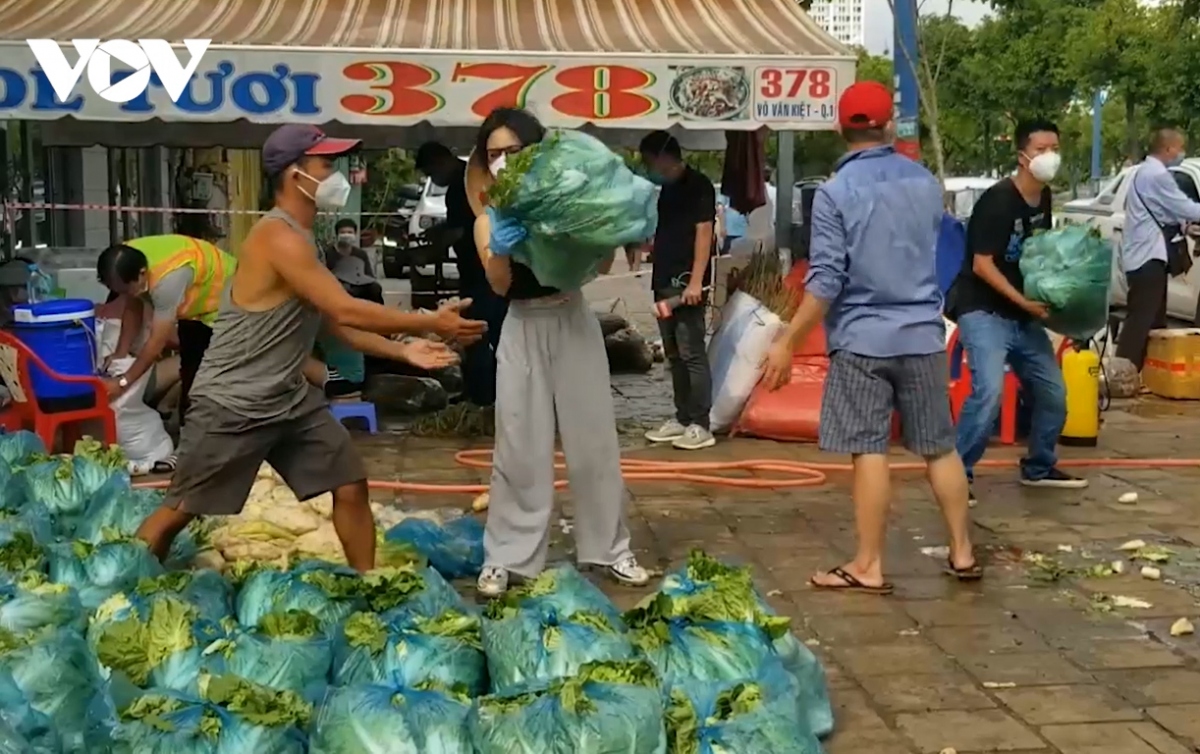 Sài Gòn Share – Lan tỏa yêu thương: Nhật ký một ngày thiện nguyện