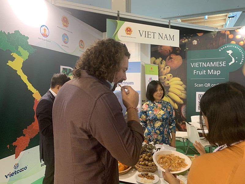 vietnamese fruits showcased at macfrut 2021 in italy picture 5