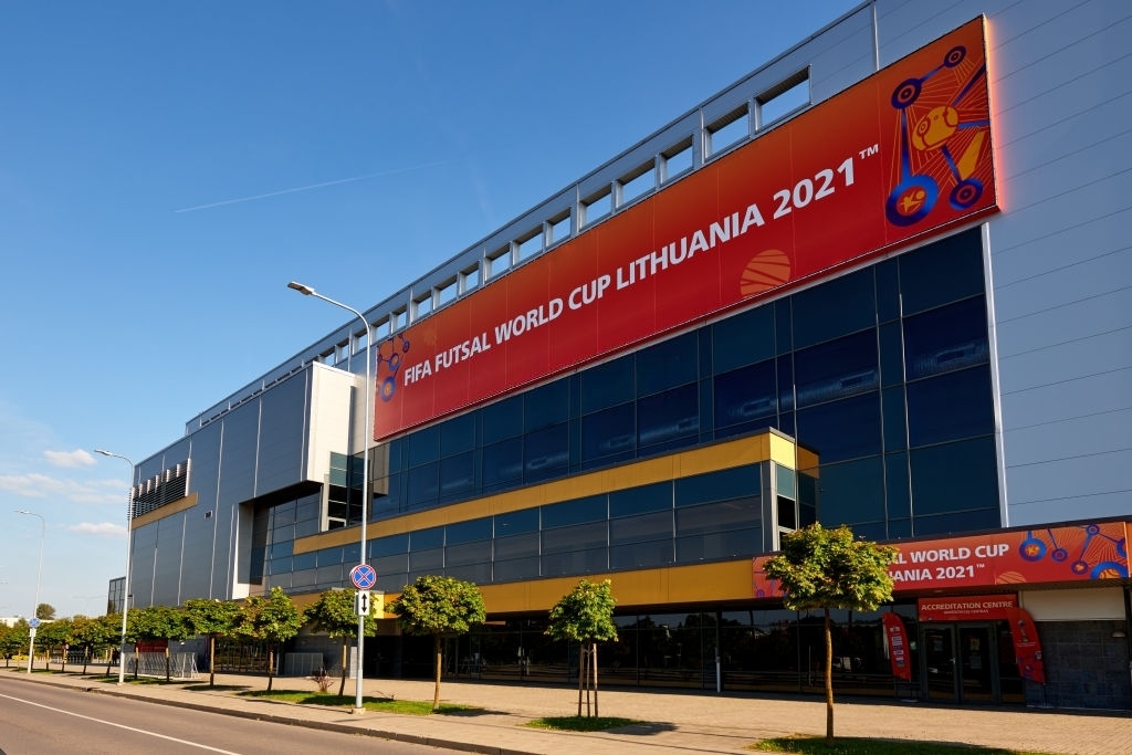 Quang cảnh Vilnius Arena, nơi diễn ra trận khai mạc Futsal World Cup 2021 giữa Nga và Ai Cập. (Ảnh: Getty). 