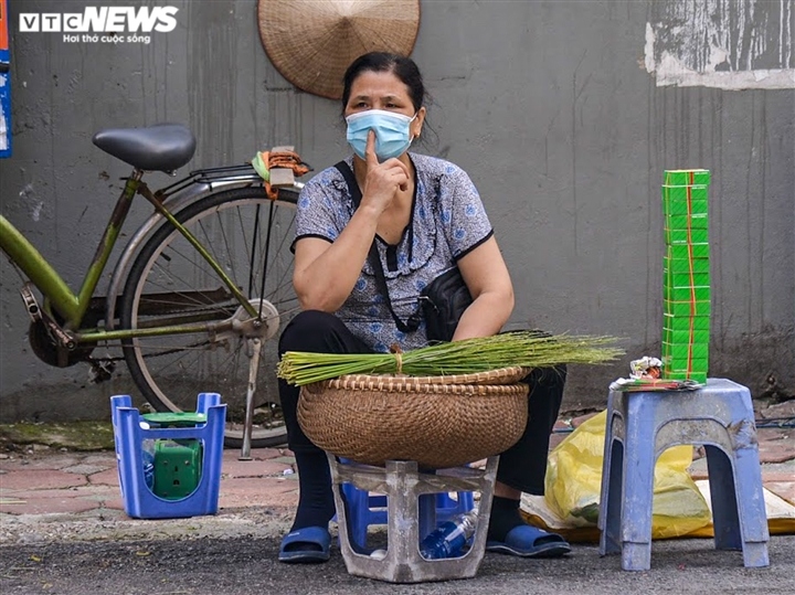 lang com me tri, ha noi do lua, ron vang tieng chay sau thoi gian gian cach hinh anh 14