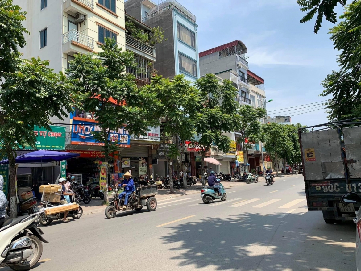 du an chung cu mong doi nhung tuyen duong sap trien khai hinh anh 1
