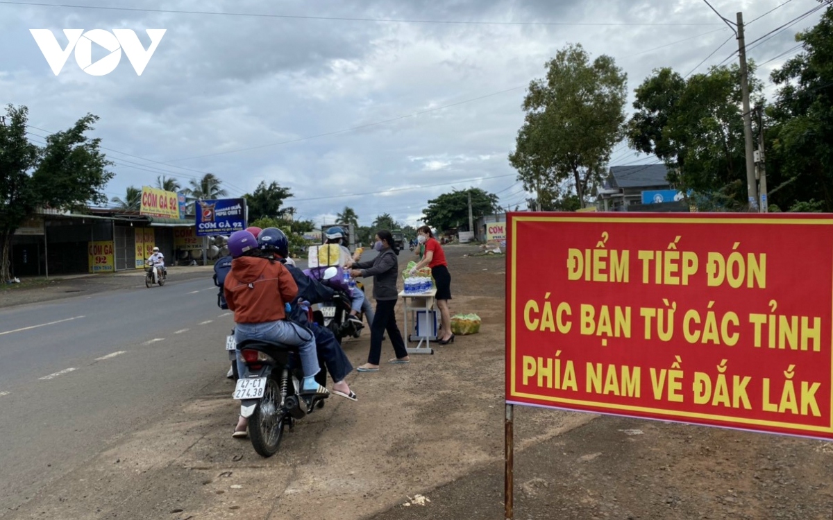 Dak lak giup do nguoi lao dong tro ve do tac dong cua dich covid-19 hinh anh 1