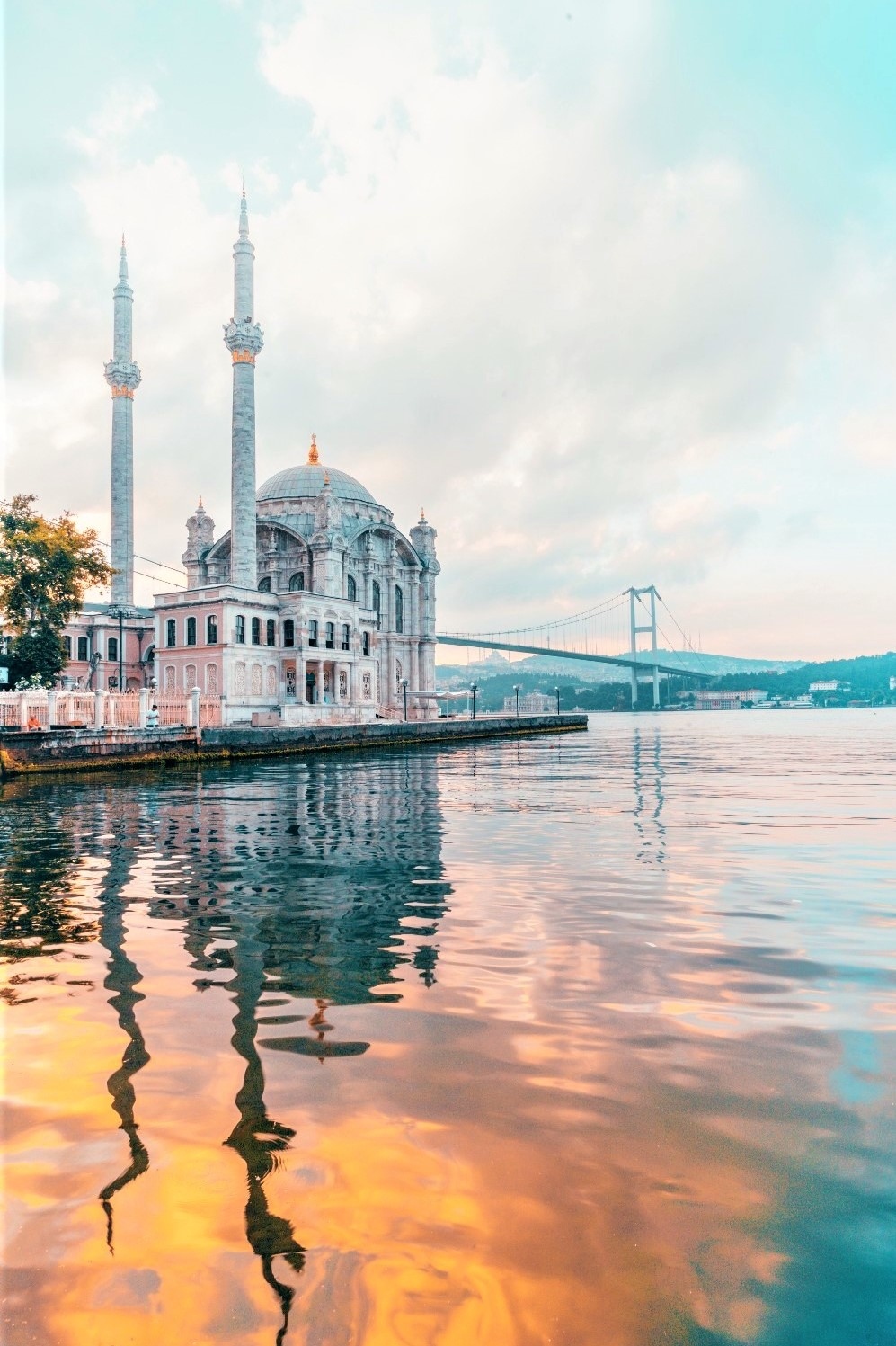Thành phố Istanbul. Nguồn: historyofyesterday