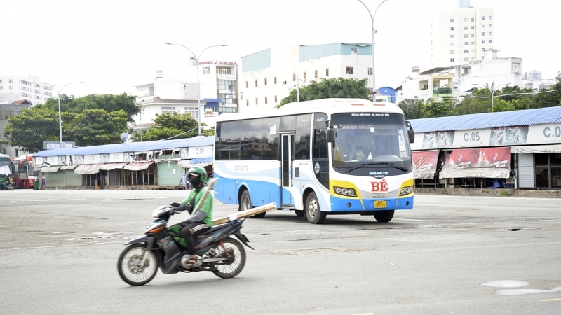 TP.HCM siết chặt vận tải liên tỉnh sau khi có nhà xe đón F0 dọc đường